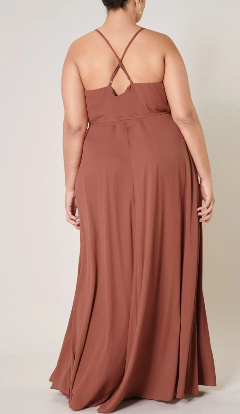 Plus Size Open Back Maxi Dress