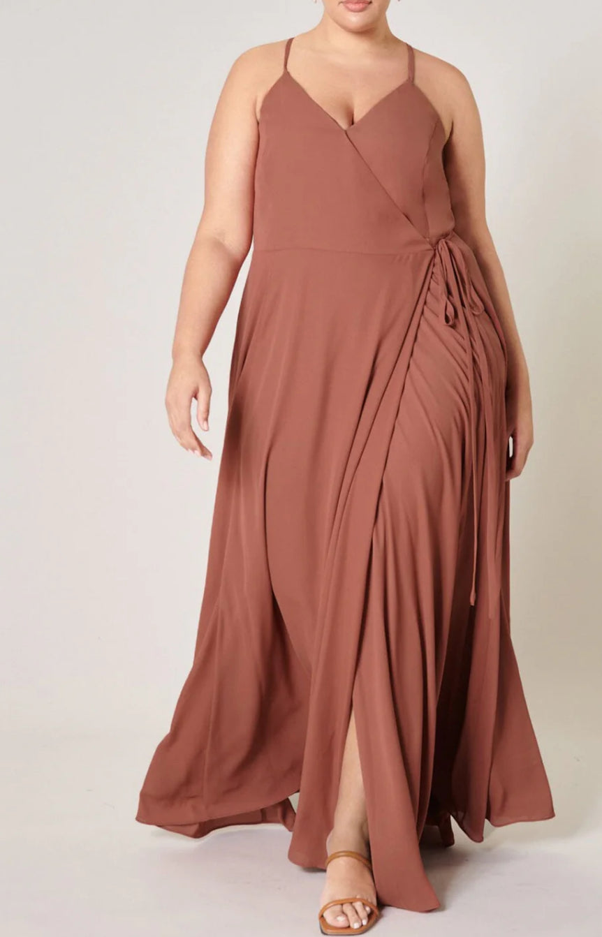 Plus Size Open Back Maxi Dress
