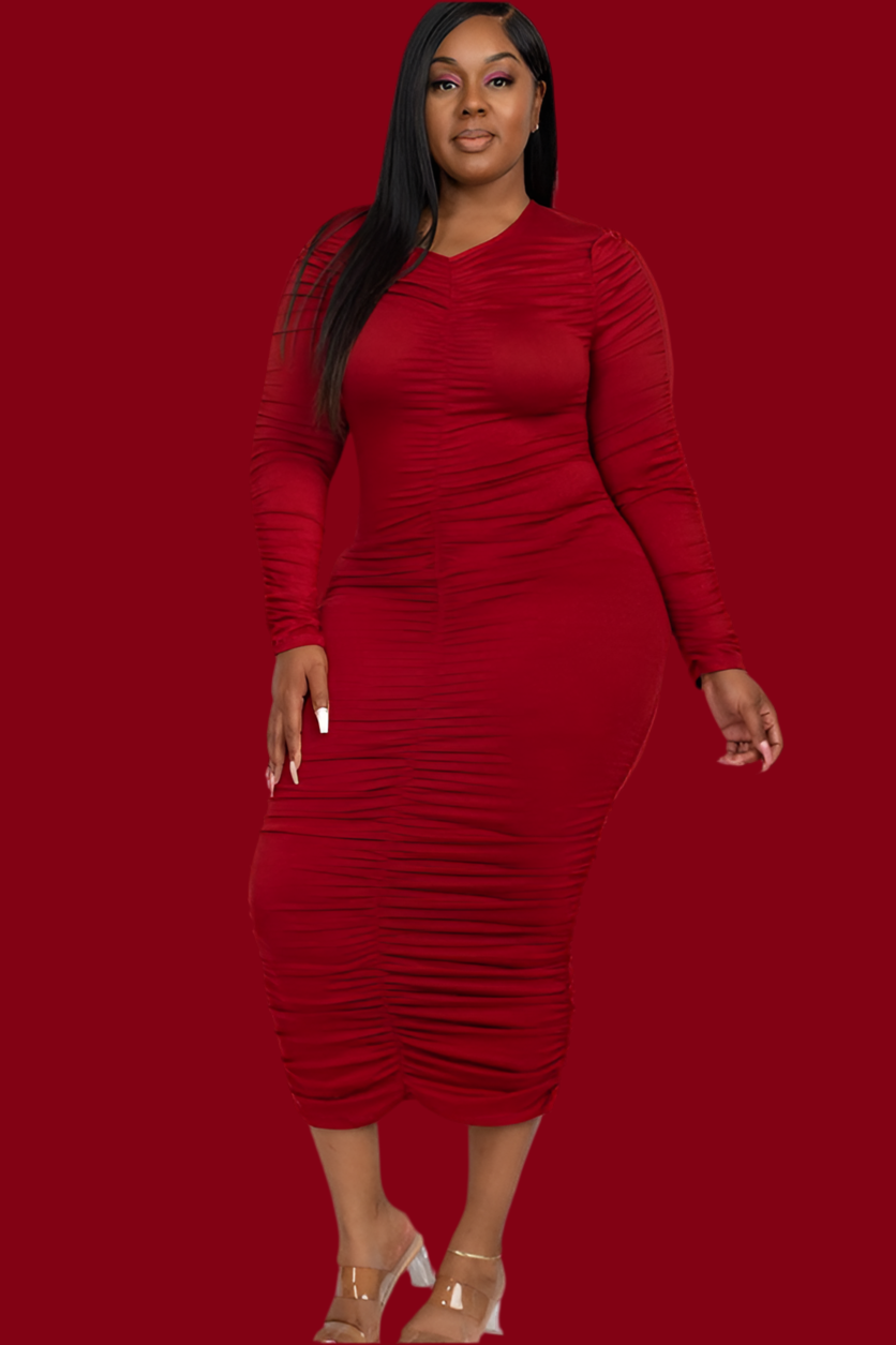 Curvy Plus Size Ruched Long Sleeve Midi Dress